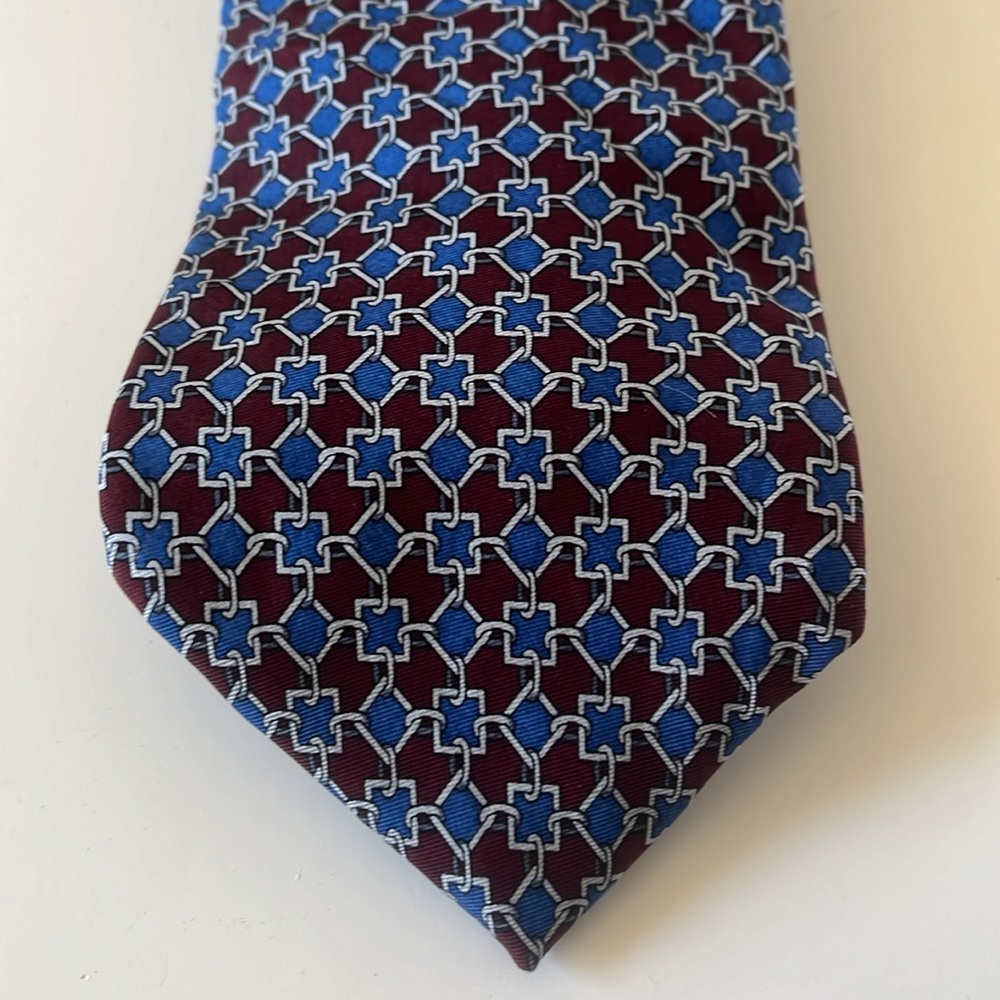 Brooks Brothers 346 Blue, Burgundy & White Pure Silk Tie